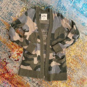 Hollister (open) Camo Cardigan